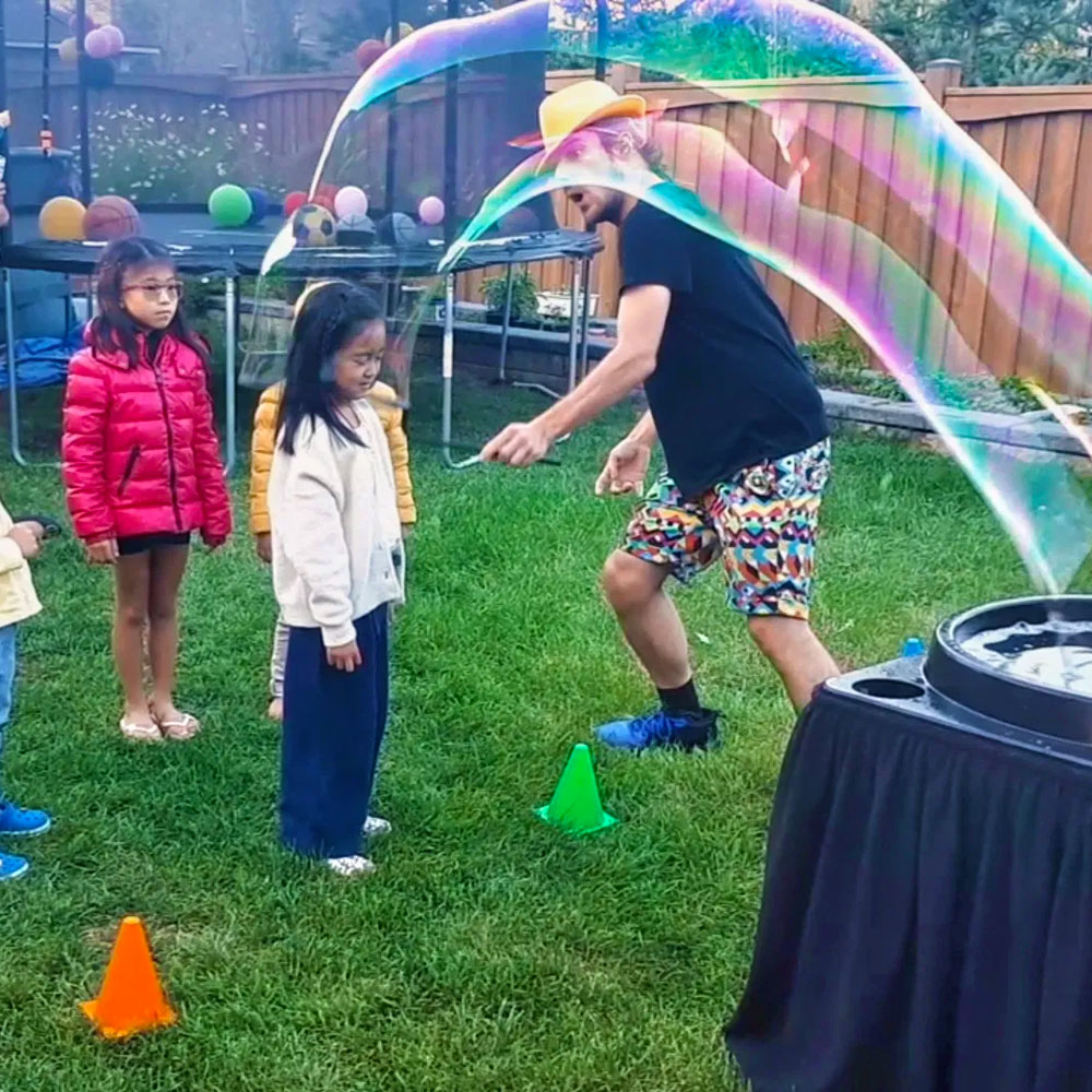 Premium Bubble Show Experience (45 Min)